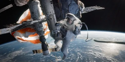 Ryan Stone dans l'espace