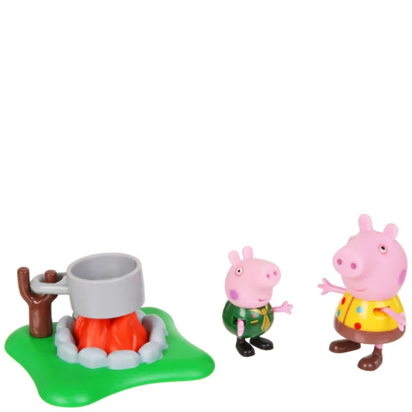 Peppa Pigs Family Figures Image 1