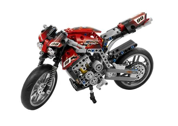 LEGO Technic: Motorbike (8051) Image 1