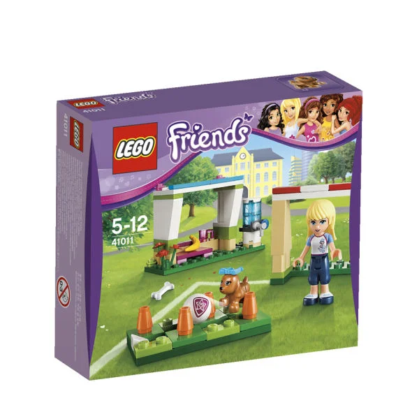 LEGO Friends: Stephanies Soccer Practice (41011) Image 1