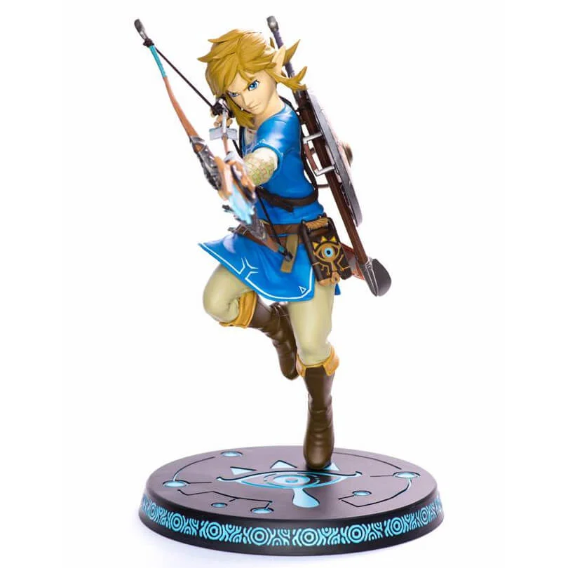 Statuette Link 25cm The Legend of Zelda Breath of the Wild PVC Image 1