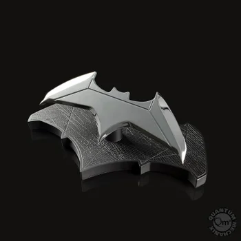 Réplique 1:1 Quantum Mechanix DC Comics Batman Batarang