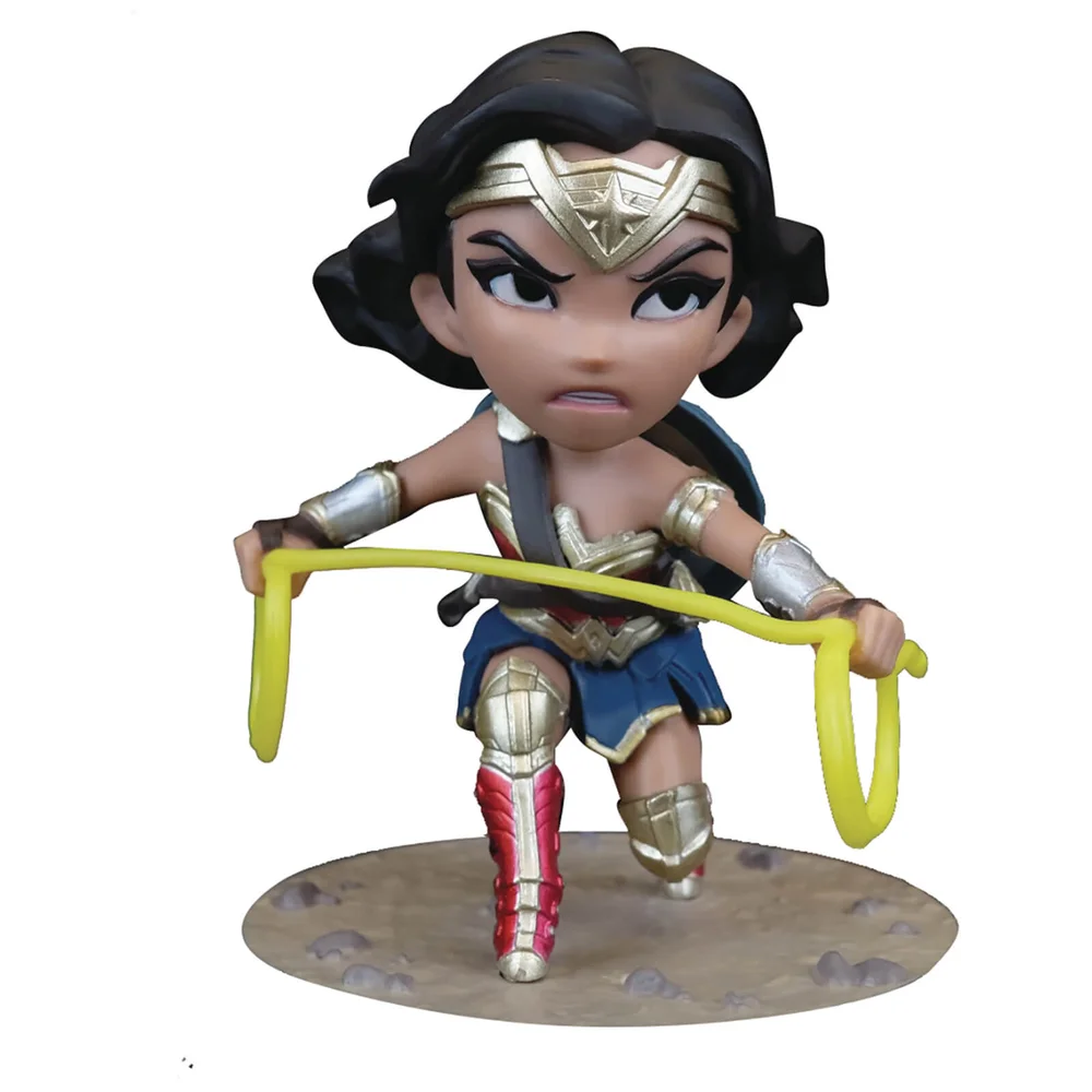 Quantum Mechanix DC Comics Justice League Wonder Woman Q-Fig Image 1
