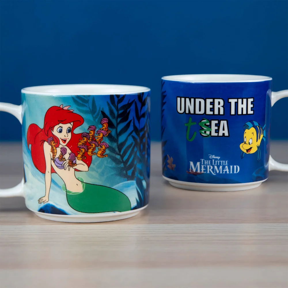 Sous la tasse à thé Image 1