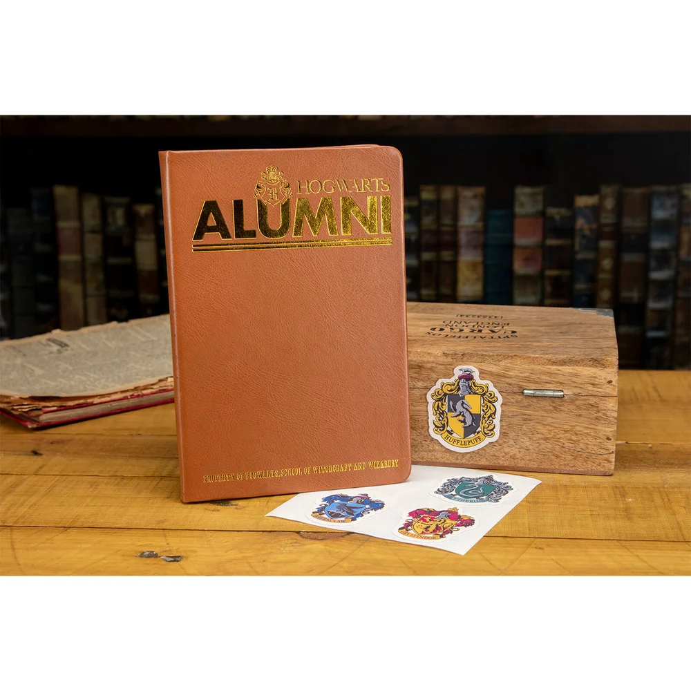 Carnet Poudlar Alumni et stickers – Harry Potter Image 1