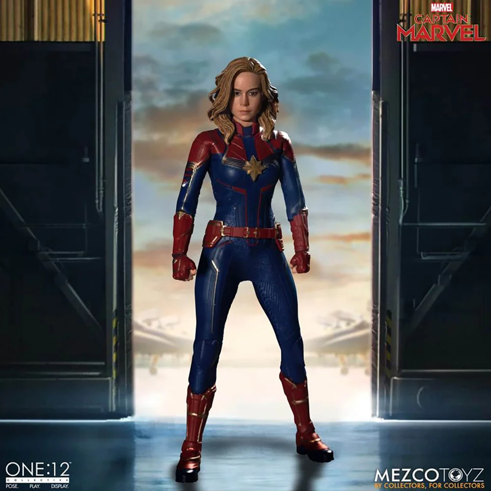 Figurine de collection articulée Captain Marvel, inspirée du film Marvel, échelle 1:12 – Mezco Image 1