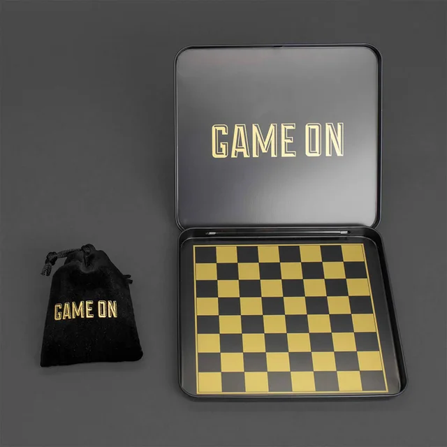 GAME ON CHESS SET