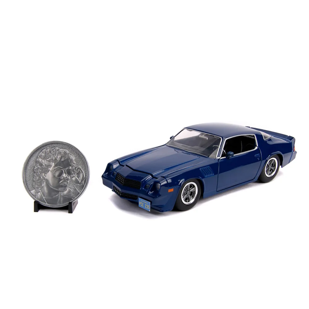 Figurine moulée échelle 1:24 Jada Stranger Things Chevy Camaro de Billy avec pièce de collection Image 1