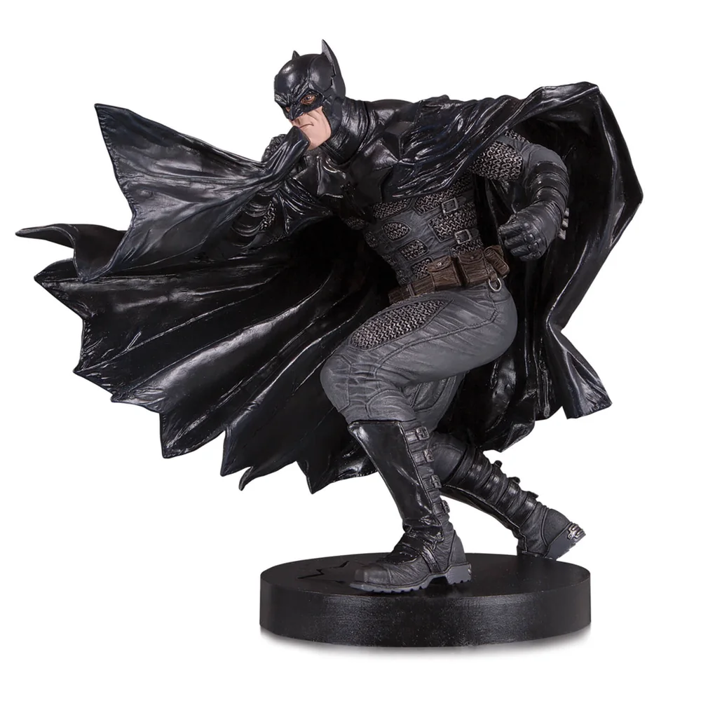 Statuette Batman Series Black Label par Bermejo – DC Designer Image 1