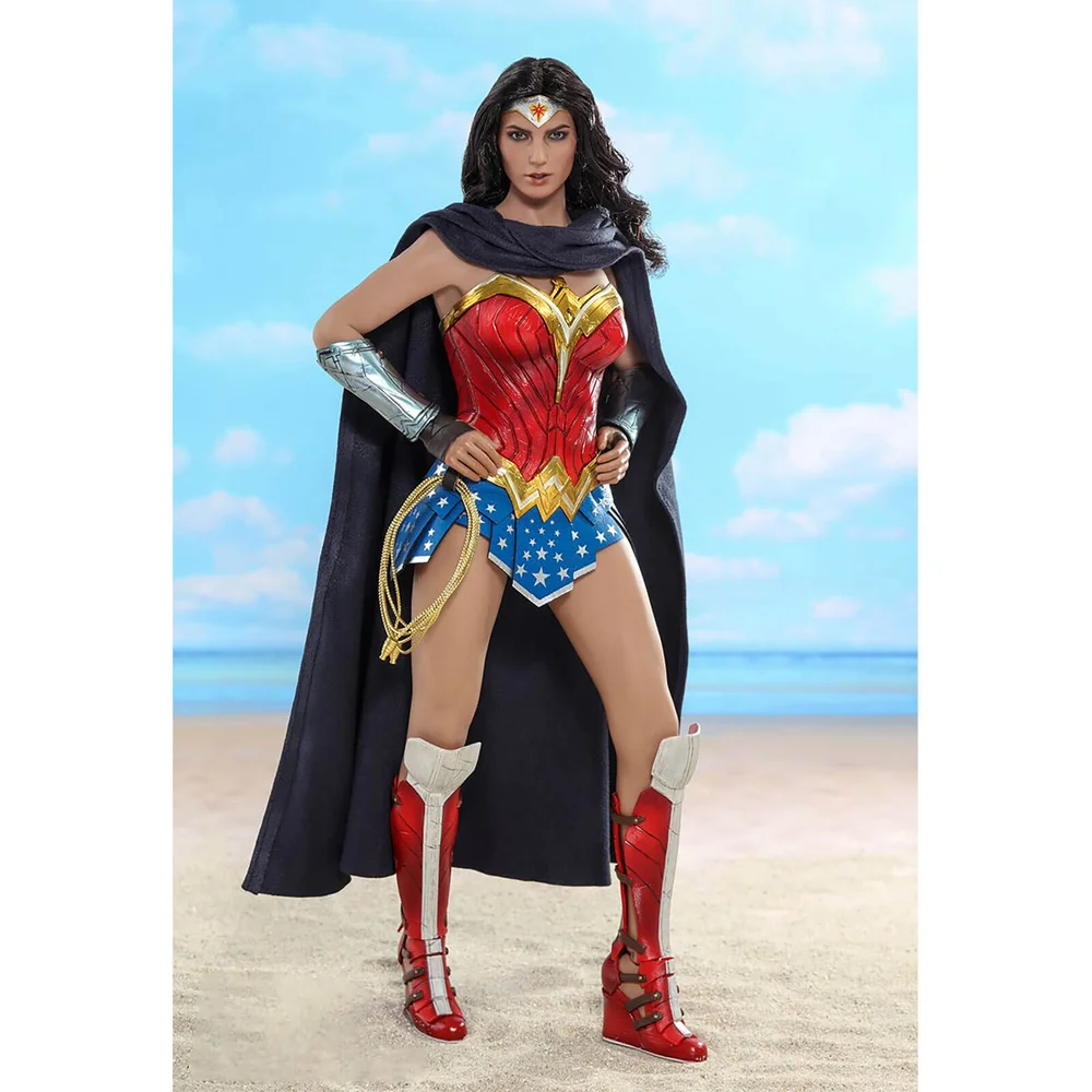 Hot Toys DC Comics Justice League Figurine articulée Wonder Woman (Version Conceptuelle de la Bande Dessinée) Image 1