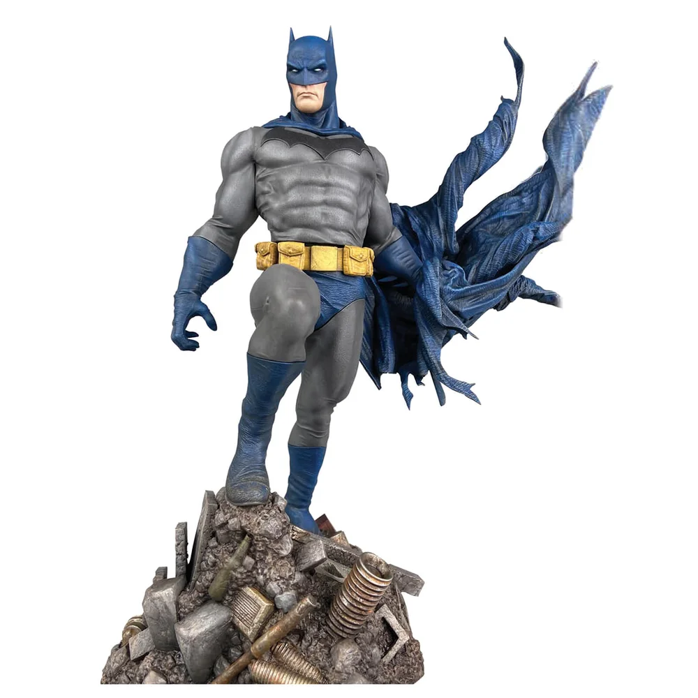 Diamond Select DC Gallery Figurine en PVC - Batman Defiant Image 1