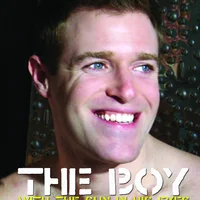 Le garçon avec le soleil dans les yeux