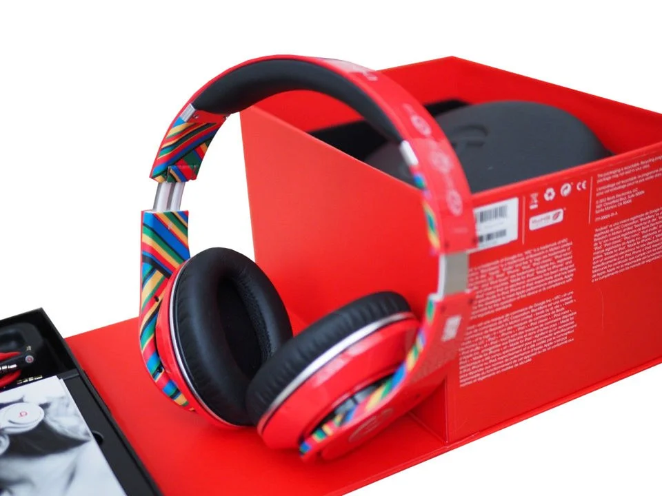 Beats by Dr. Dre Studio Noise Cancelling HD Coca Cola LTD Edition Headphones with Microphone - Grade A Refurb Image 1