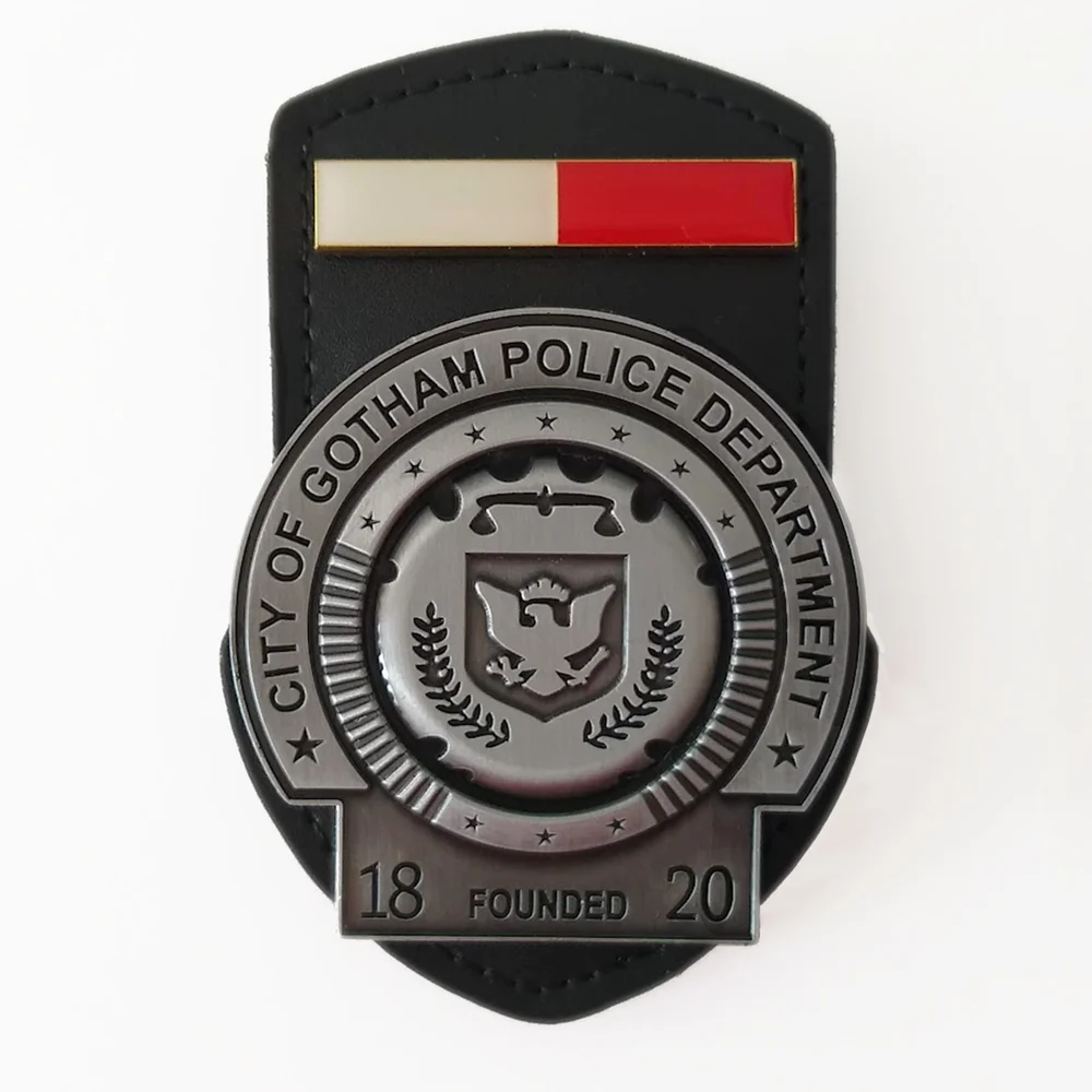 Réplique Badge de Police Gotham Édition Limitée DC Comics Image 1