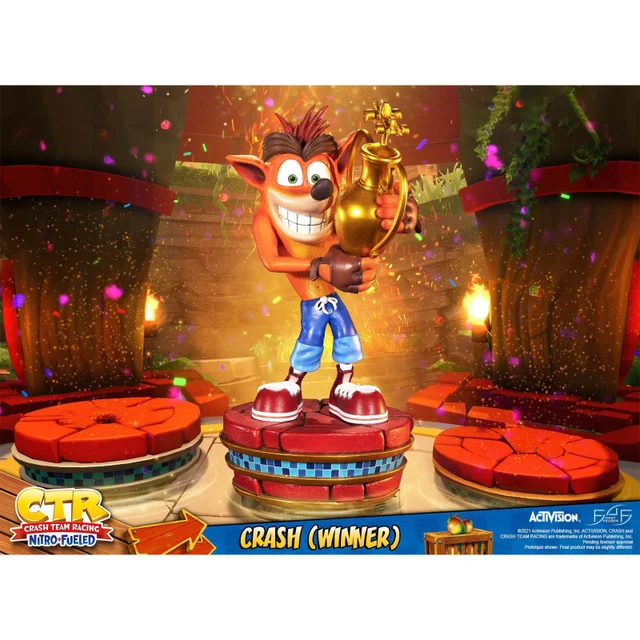 First4Figures Crash Team Racing à la Nitro (Crash Winner) Statuette en résine 46 cm