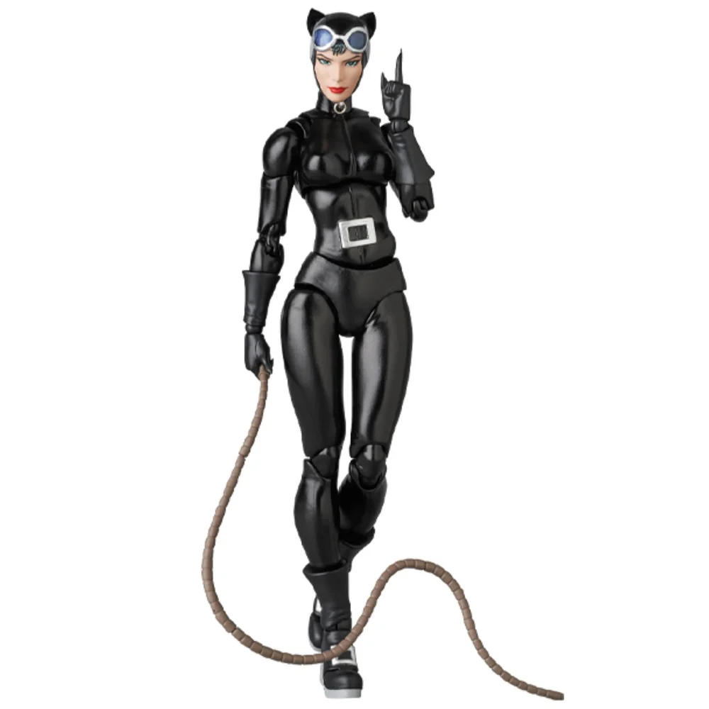 Medicom Batman: Hush MAFEX Action Figure - Catwoman Image 1