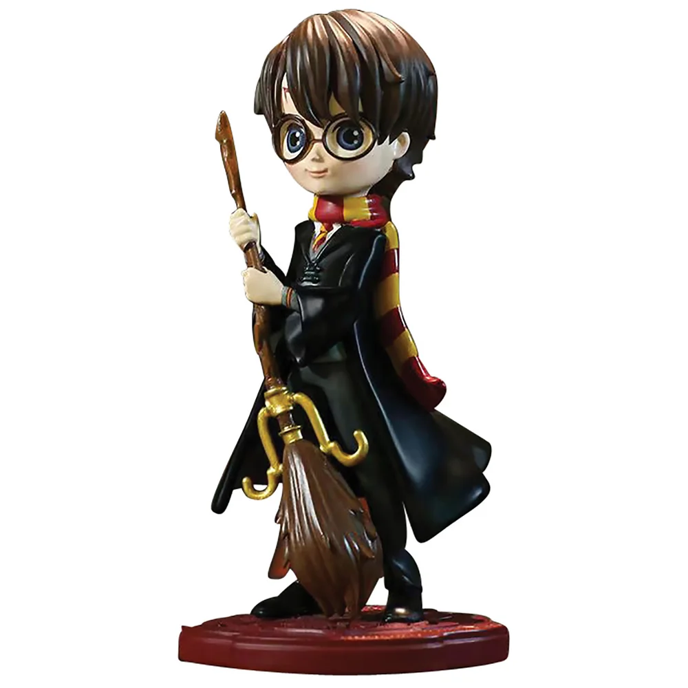 The Wizarding World Of Harry Potter Harry Potter Figurine Image 1