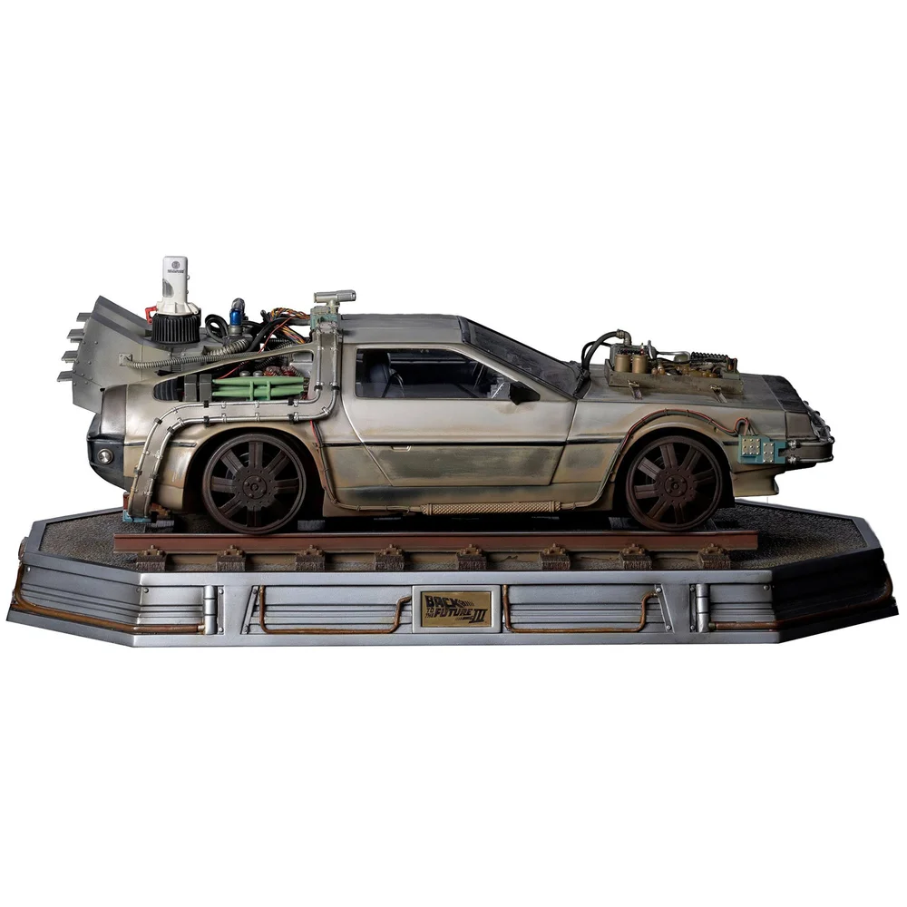 Iron Studios Back to the Future Part III 1/10 Art Scale Figure Delorean III Image 1