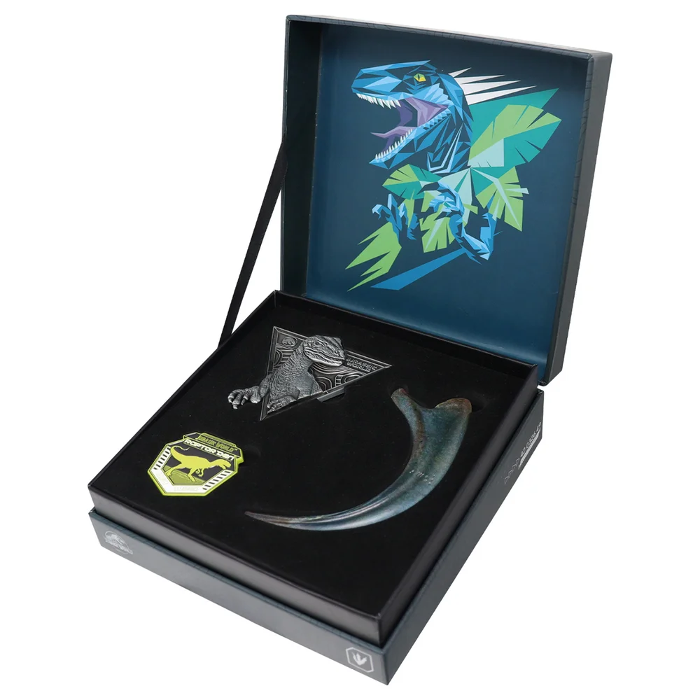 Fanattik Jurassic World Raptor Training Commendation Limited Edition Set Image 1