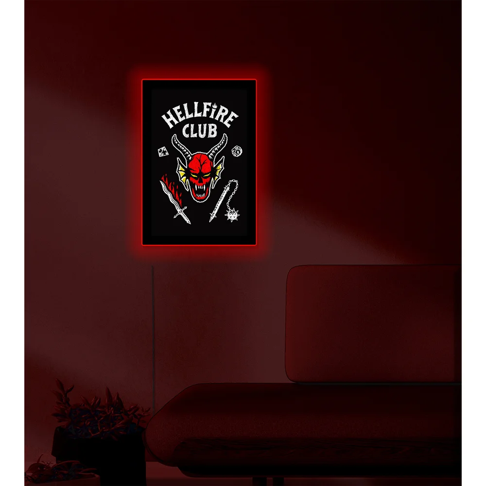 DUST! Stranger Things Saison 4 Poster rétro-éclairé Hellfire Club - Exclusivité Zavvi Image 1