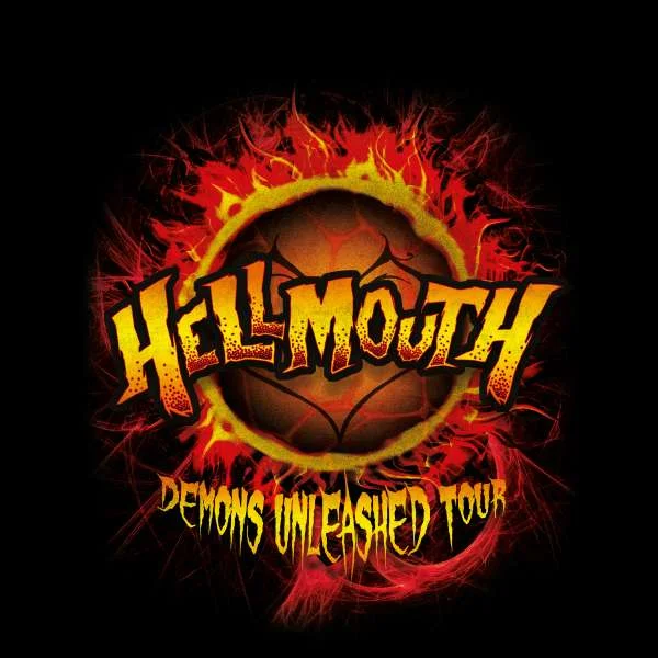 Buffy The Vampire Slayer Hellmouth Tour Women's Cropped Hoodie - Black