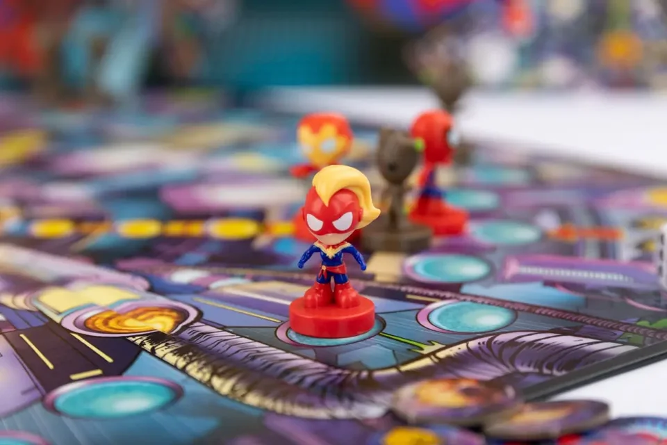 Marvel Race Home Board Game