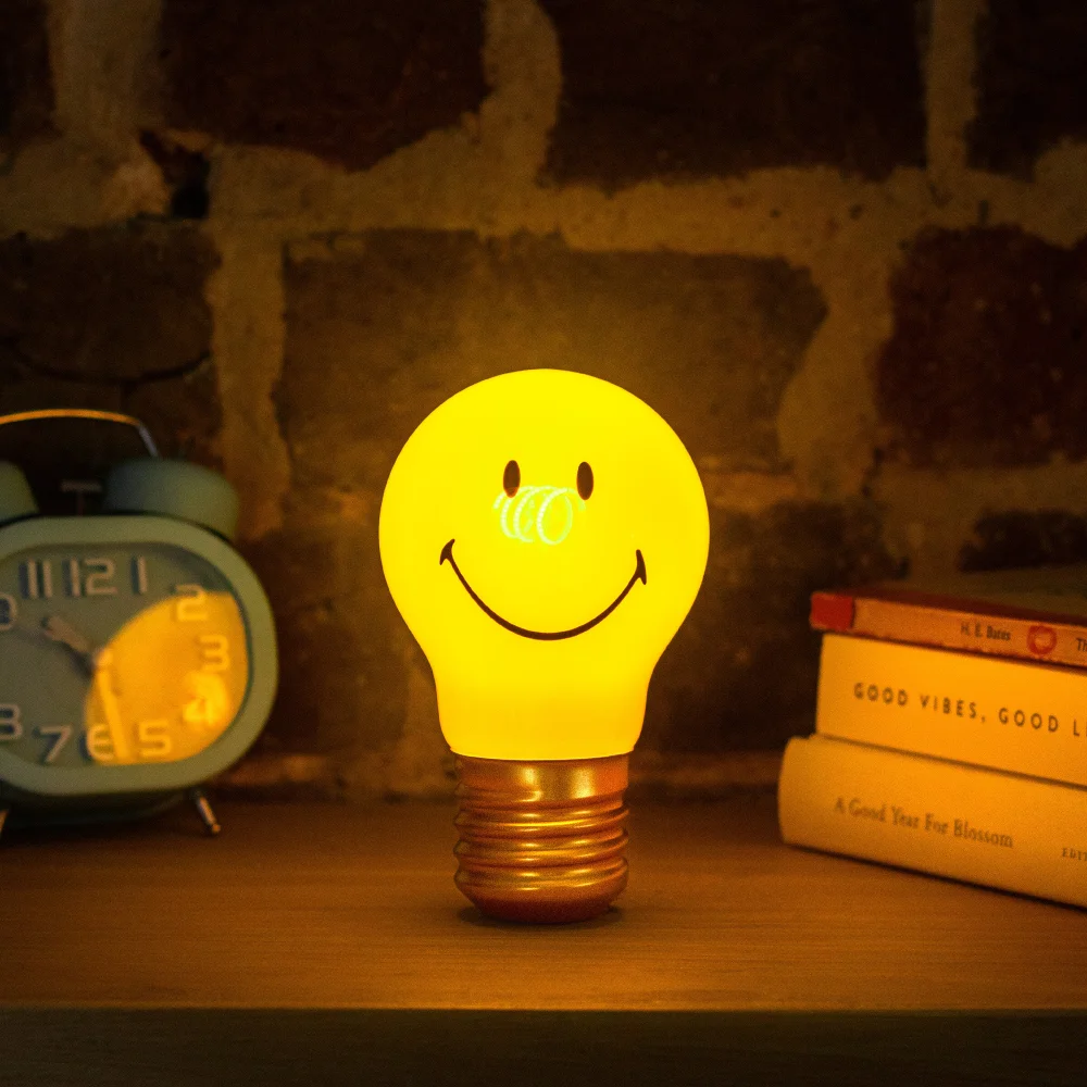 CORDLESS SMILEY® LIGHTBULB Image 1