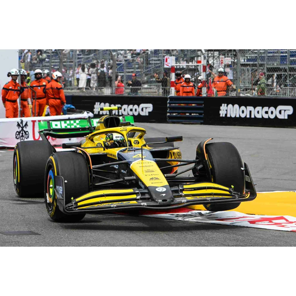 Minichamps 1:18 McLaren MCL38 - Lando Norris - Monaco 2024 Image 1
