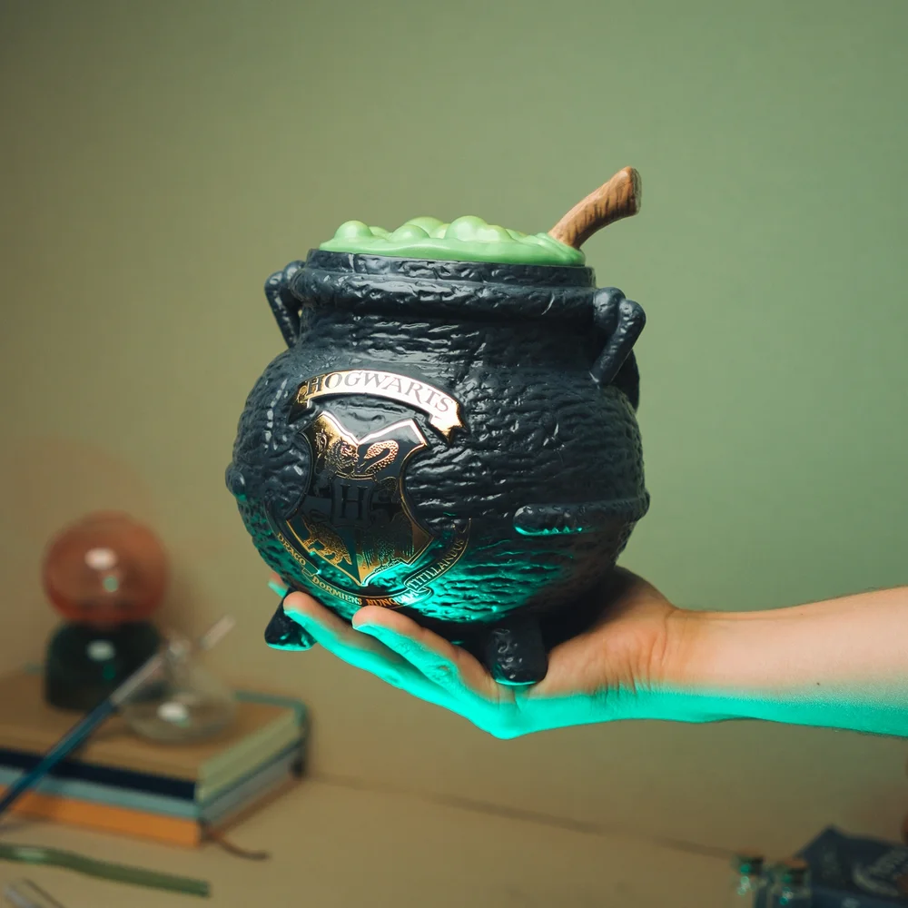 Harry Potter The Leaky Cauldron Cookie Jar Image 1