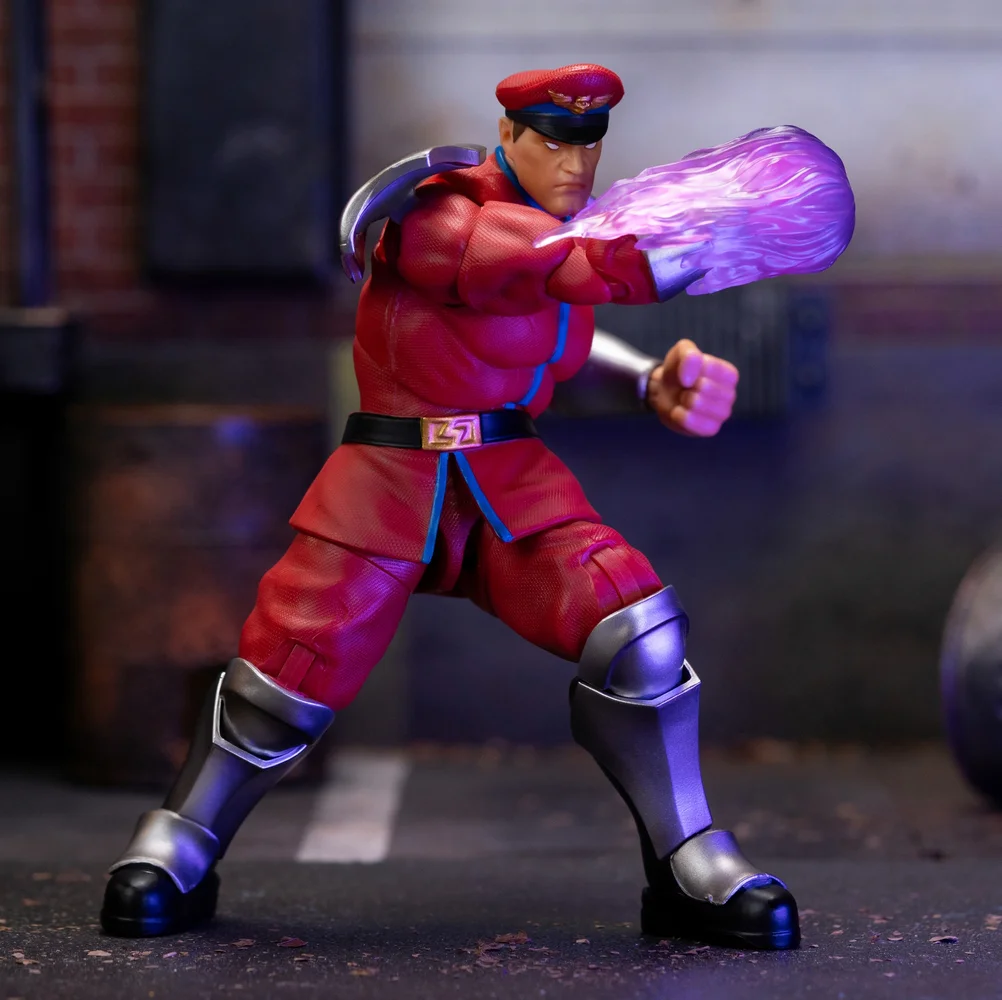 M.BISON STREET FIGHTER 6" DELUXE COLLECTOR FIGURE Image 1