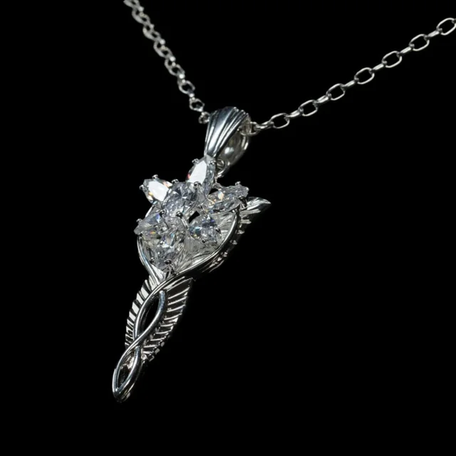 Weta Workshop Lord of the Rings Replica 1/1 Scale Pendant & Chain Evenstar (Sterling Silver)