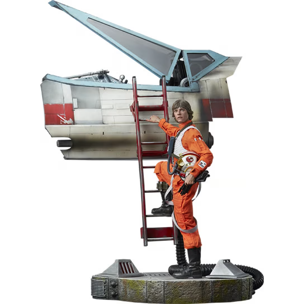 Sideshow Star Wars Luke Skywalker & X-Wing: Red Five Premium Format Figure Image 1
