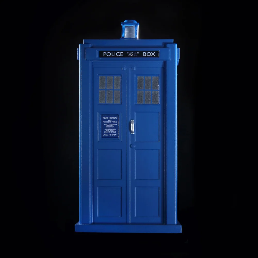 Doctor Who The Third Doctor's TARDIS Seasons 7-13 1:21 Scale Polyresin Model (12.9cm) Image 1
