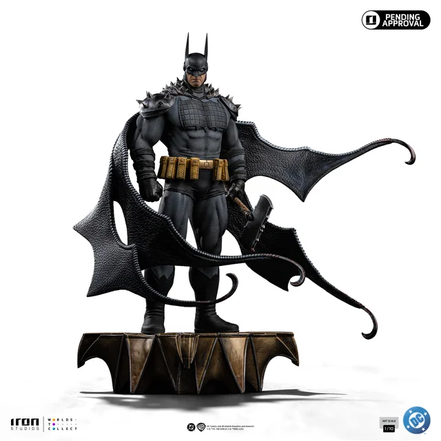Iron Studios DC Comics Art Scale 1/10 Batman Absolute Figure