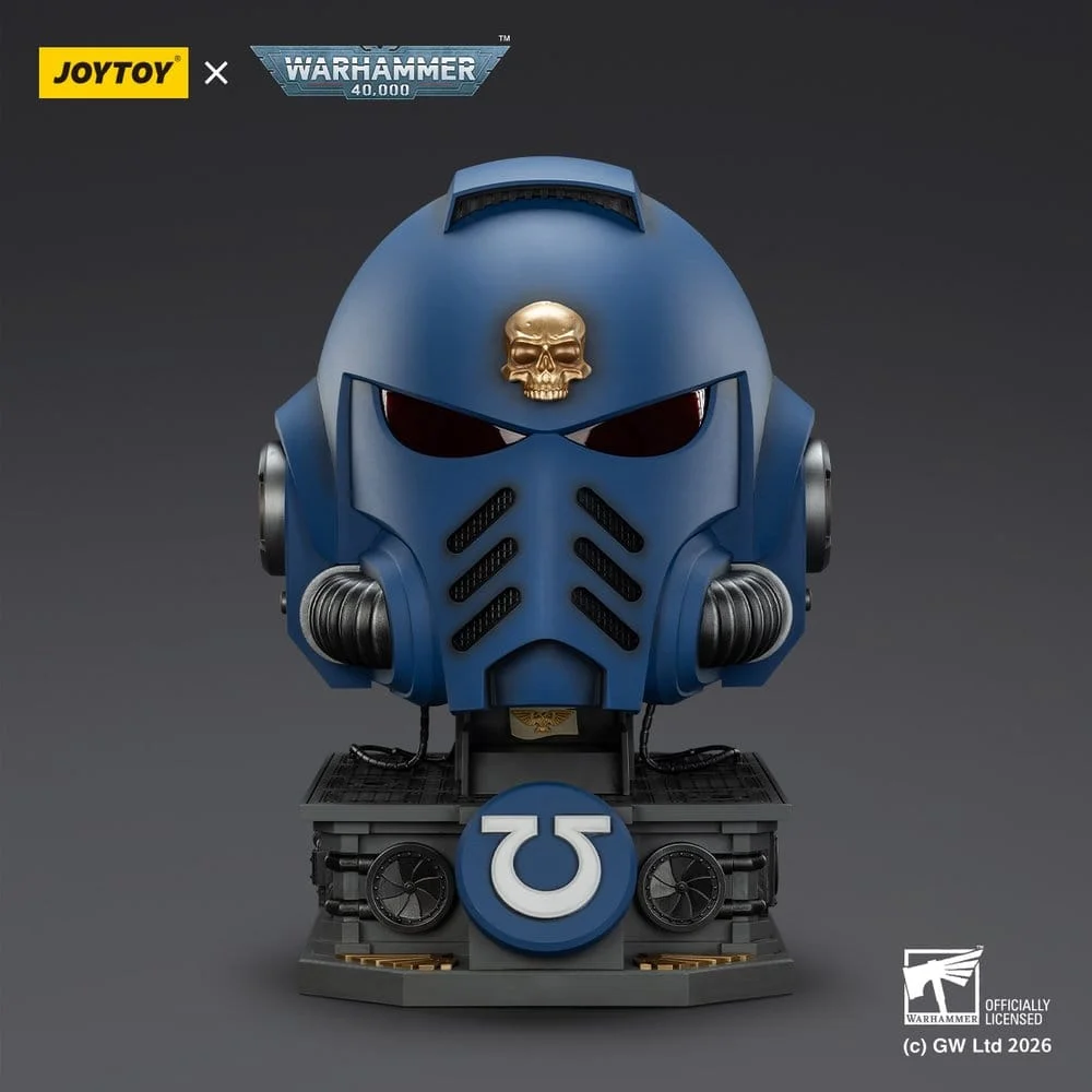 Warhammer 40,000 Captain MkX Helmet & Display Stand Ultramarines 44 cm Image 1
