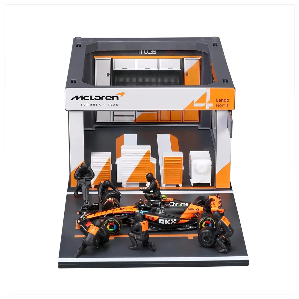 Bburago F1 Mclaren MCL39 2025 Pit Pass Diorama Norris 1:43 Scale Model Image 1