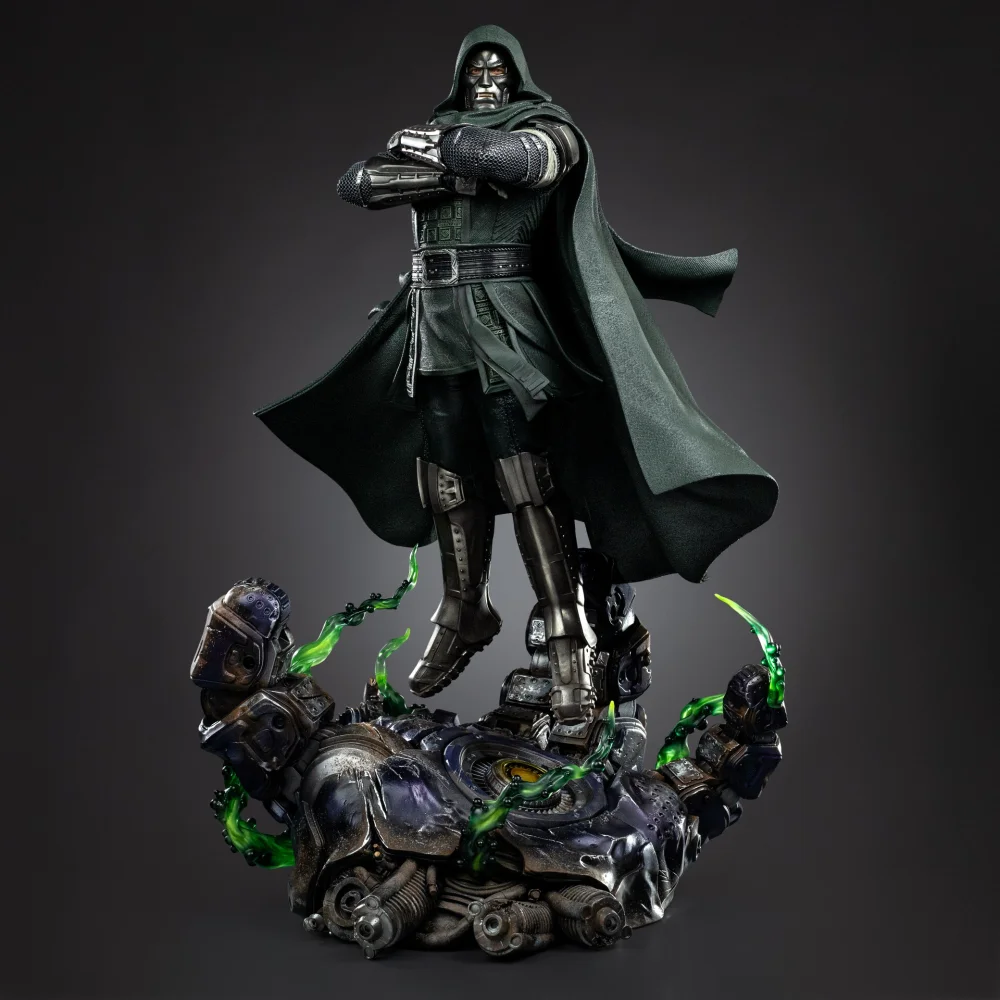 Iron Studios Avengers: Doomsday Doctor Doom Legacy Replica 1/4 Statue Image 1