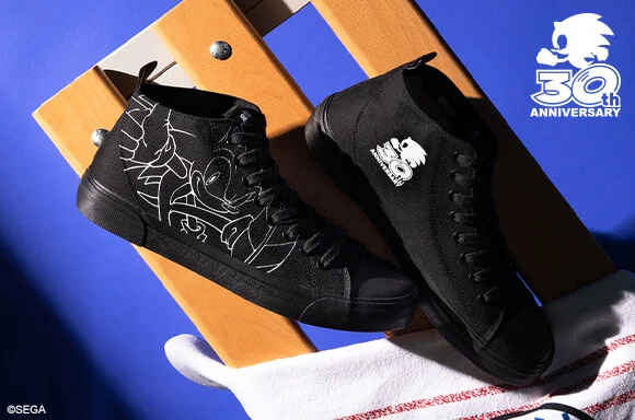 AKEDO X SONIC 30ÈME ANNIVERSAIRE<BR> CHAUSSURES NOIRES ADULTE COUPE HAUTE