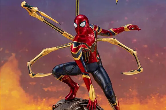 NOUVELLE STATUETTE : IRON SPIDER