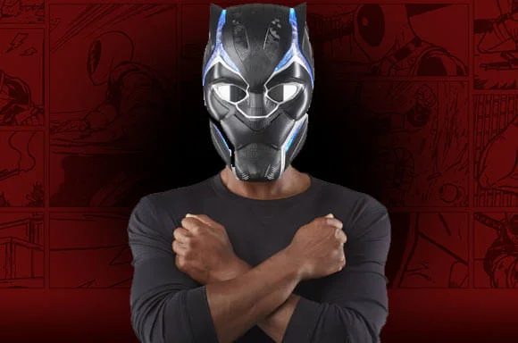 CASQUE ÉLECTRONIQUE BLACK PANTHER ÉCHELLE 1:1 HASBRO MARVEL LEGENDS SERIES