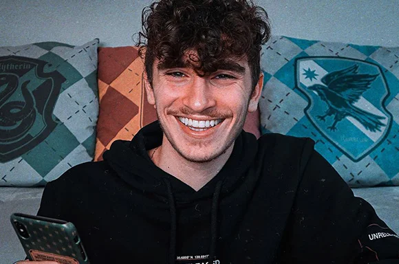 10% DE RÉDUCTION SUR TOUT LE SITE*